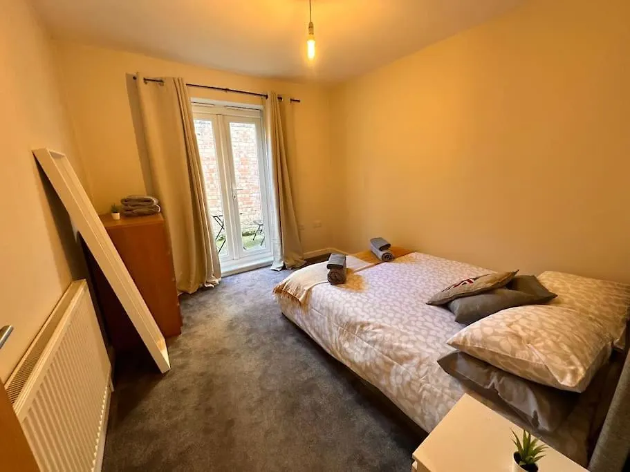 לונדון 2 Bedroom Apartment In Se13