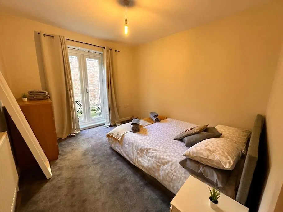 לונדון 2 Bedroom Apartment In Se13